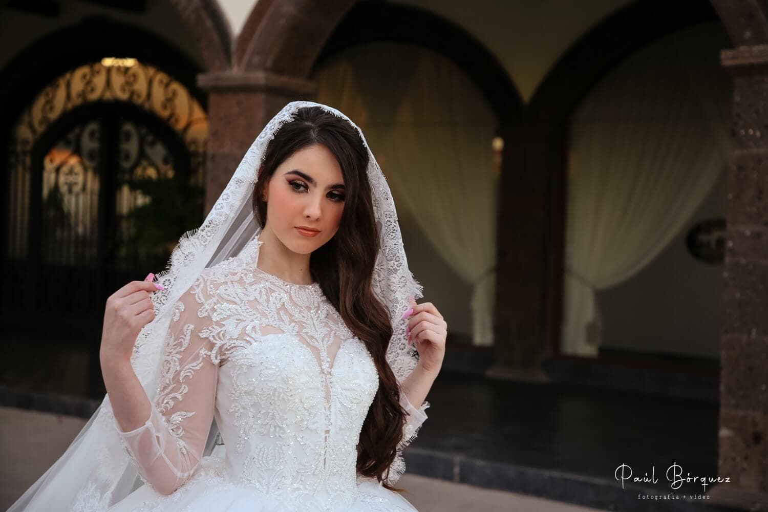 vestidos de novia con mangas portada